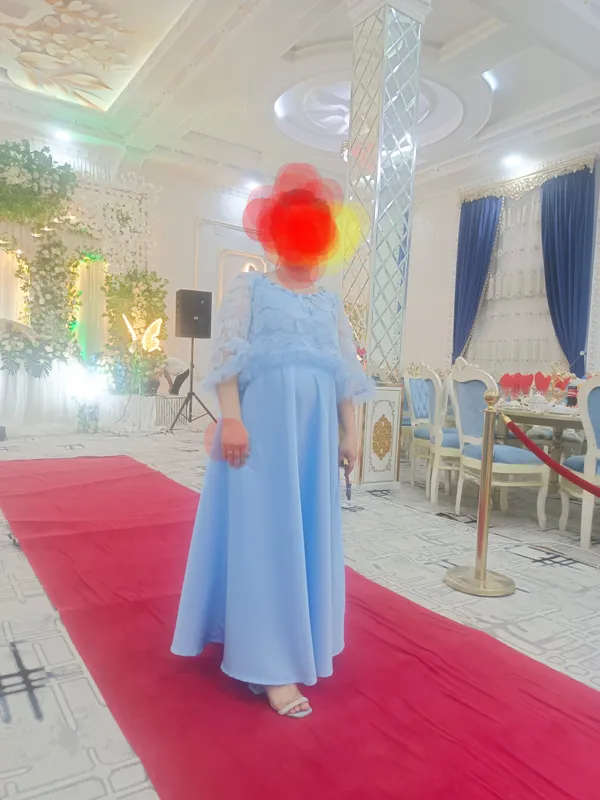 Свадебное платье голубого цвета, размер L. Для беременных Свадебное платье голубого цвета, размер L. Для беременных