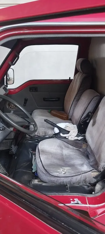 Nissan urvan sotiladi naxadu xama narsasi radnoy mator karobka naxadu 4 Nissan urvan sotiladi naxadu xama narsasi radnoy mator karobka naxadu 4
