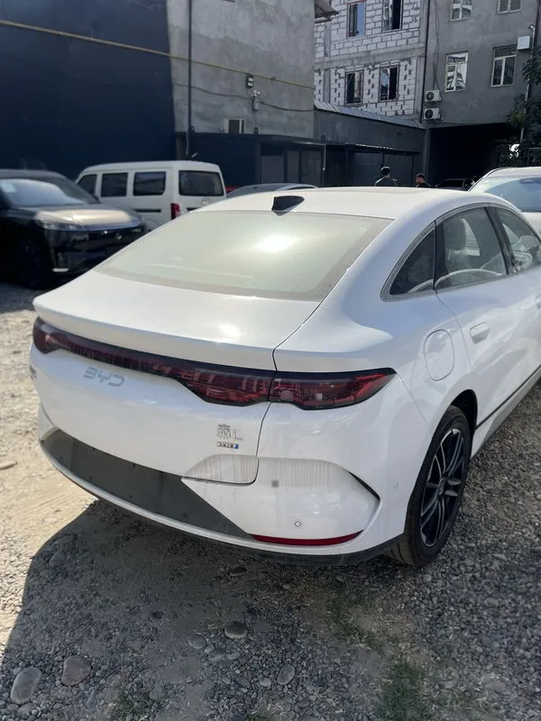 Byd Qin L 2025 elektr 545km 7 Byd Qin L 2025 elektr 545km 7