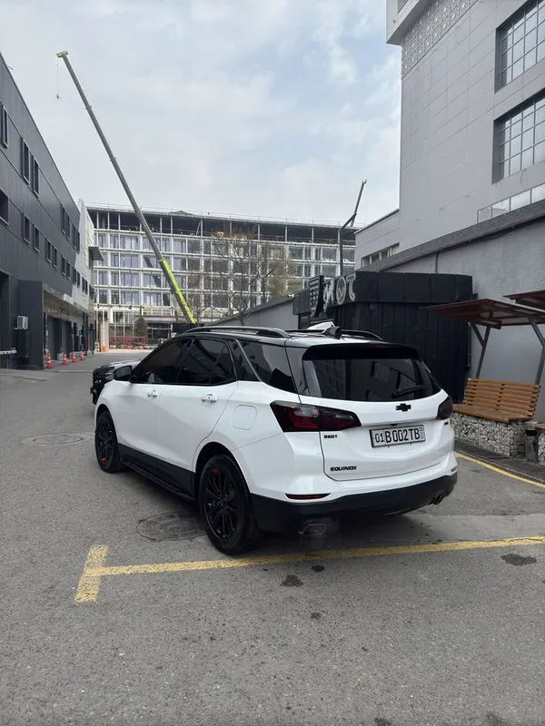 Продается автомашина Equinox 2020 4 Продается автомашина Equinox 2020 4