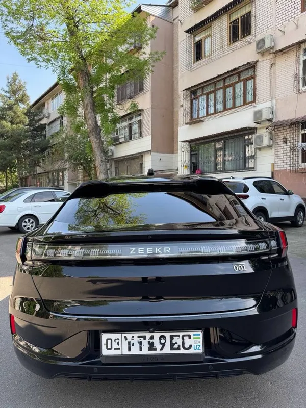 Zeekr 001 Z-sport 3 Zeekr 001 Z-sport 3