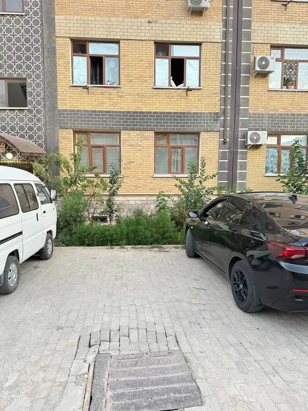 1 хона 1 этаж военный городок