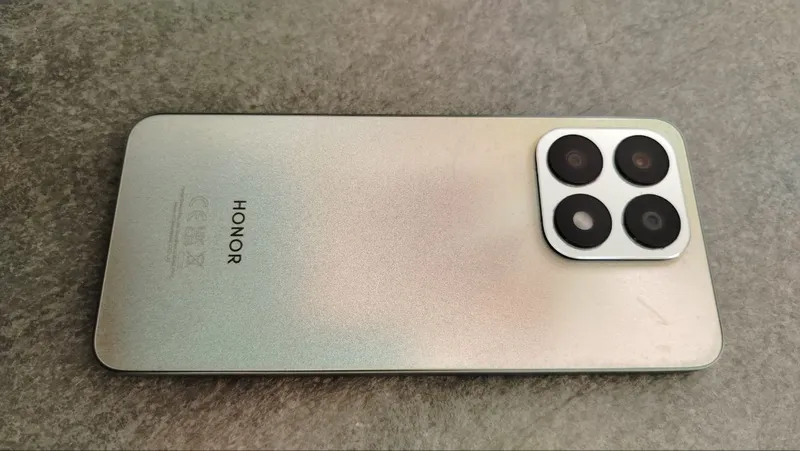 Honor x6. 6x128gb. tezda sotiladi