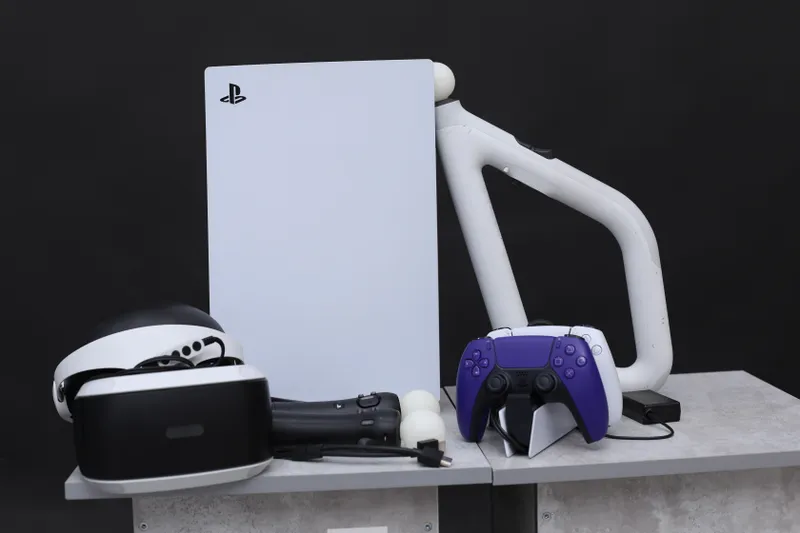Playstation 5 + VR va disklar