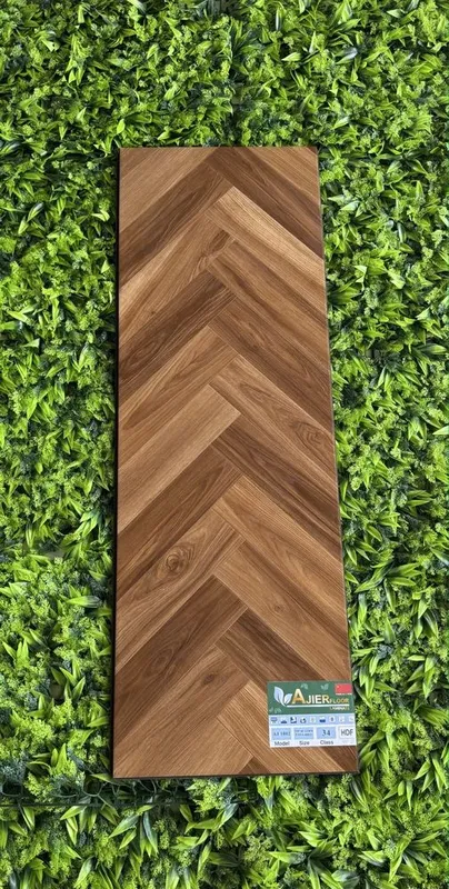 Tarket va Laminatlar assortimenti optom narxlarda — фото 2