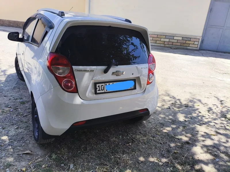 Srochno sotiladi 1