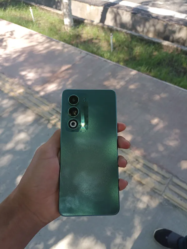 OPPO A5 2 000 000 kelishiladi