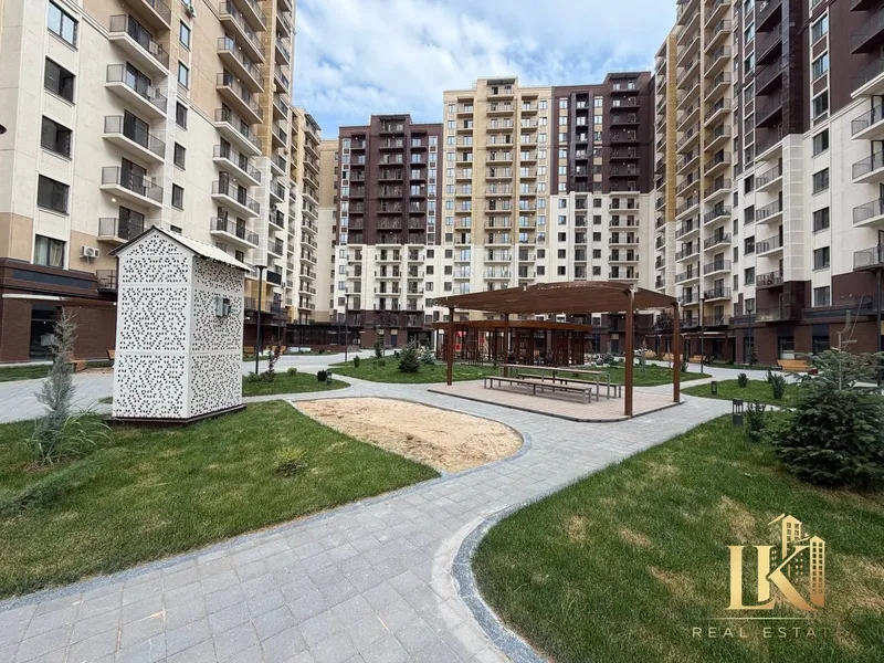Продаётся 3-комнатная квартира в ЖК O'z Zamin (Мирабадский район)