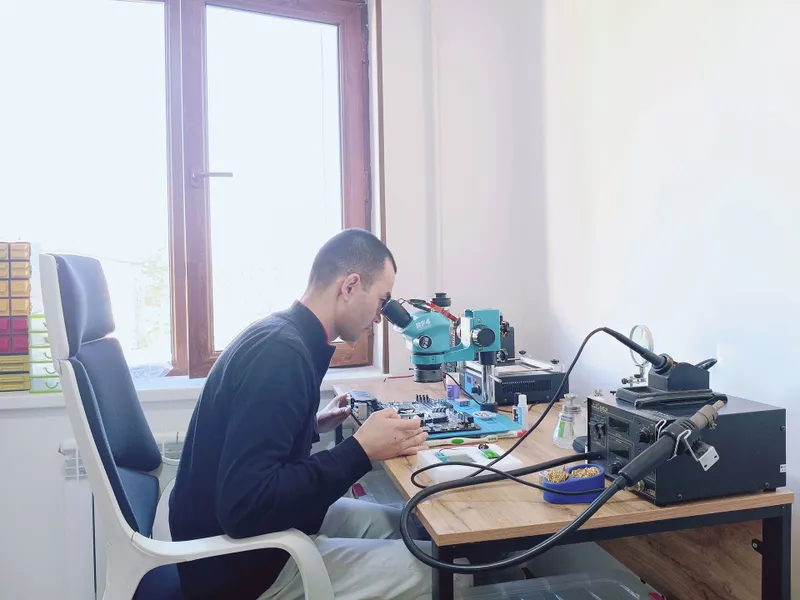 Toshkentda noutbuk va kompyuterlarni ta’mirlash UHelpit 6