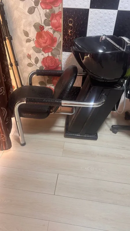 Ayollar salonini buyumlari Kreslo moyka mebellar sotiladi 2 Ayollar salonini buyumlari Kreslo moyka mebellar sotiladi 2