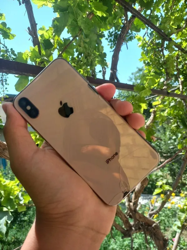 iPhone XS