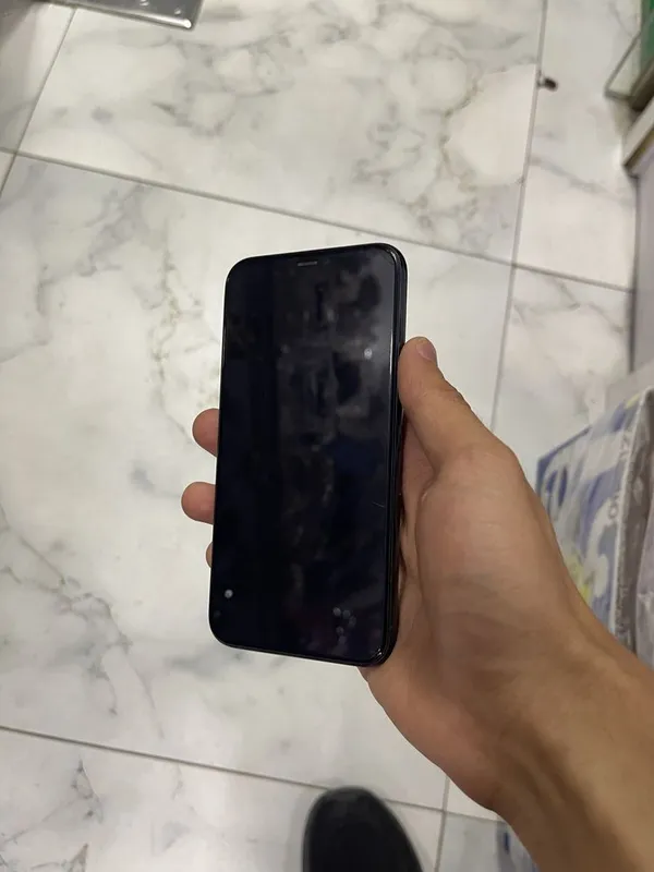 Iphone 11 pro srochnaa — фото 1