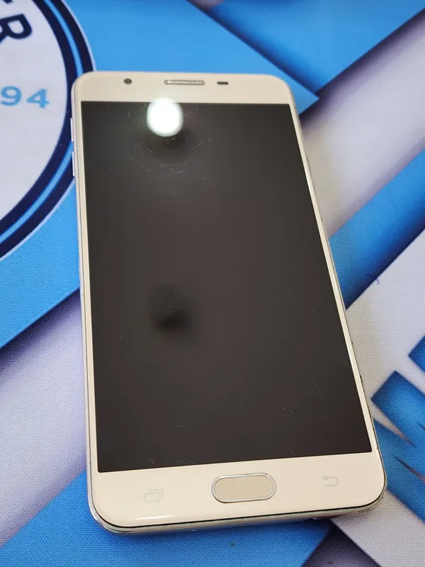 Sansung galaxy J7 Prime