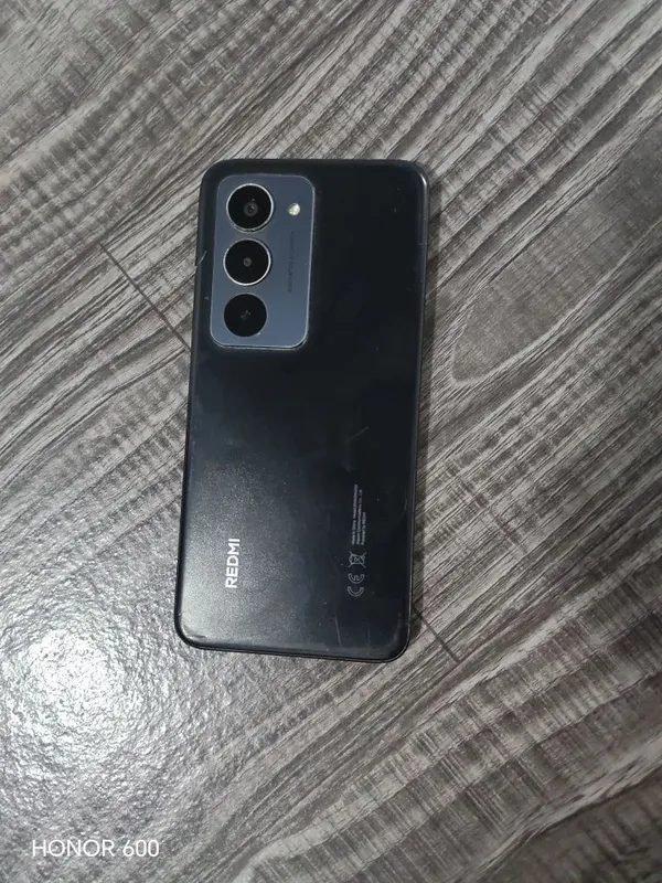 Redmi15 telefon sotiladi xotira 128gb 1 Redmi15 telefon sotiladi xotira 128gb 1