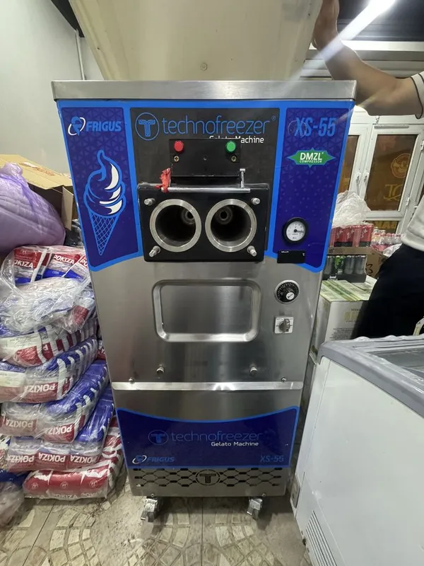 Muzqaymoq aparati frezer 7 Muzqaymoq aparati frezer 7