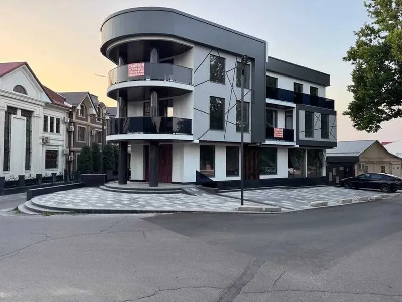 Аренда отдельно стоящего здания 1050 м² | 3 этажа + подвал — фото 3