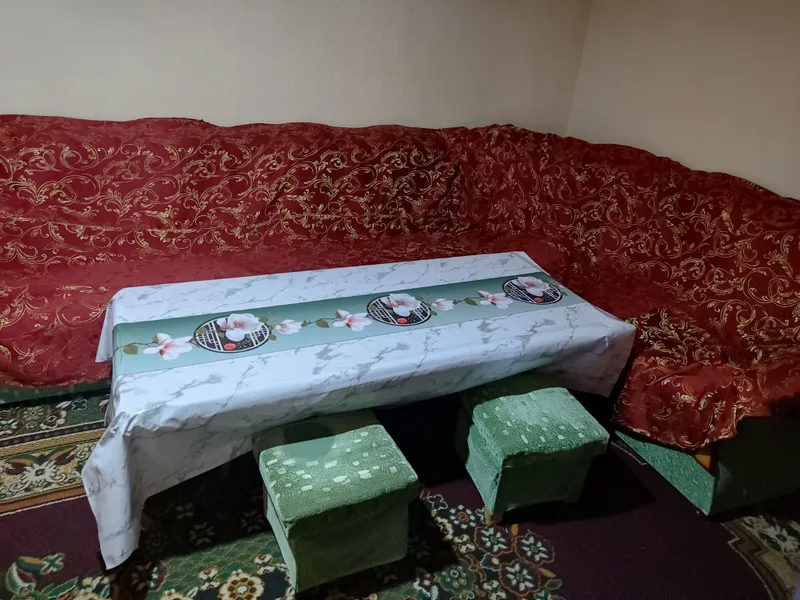 Уголок для зала в хорошем состоянии 1 Уголок для зала в хорошем состоянии 1
