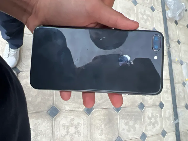 iPhone 8 Plus 128 2