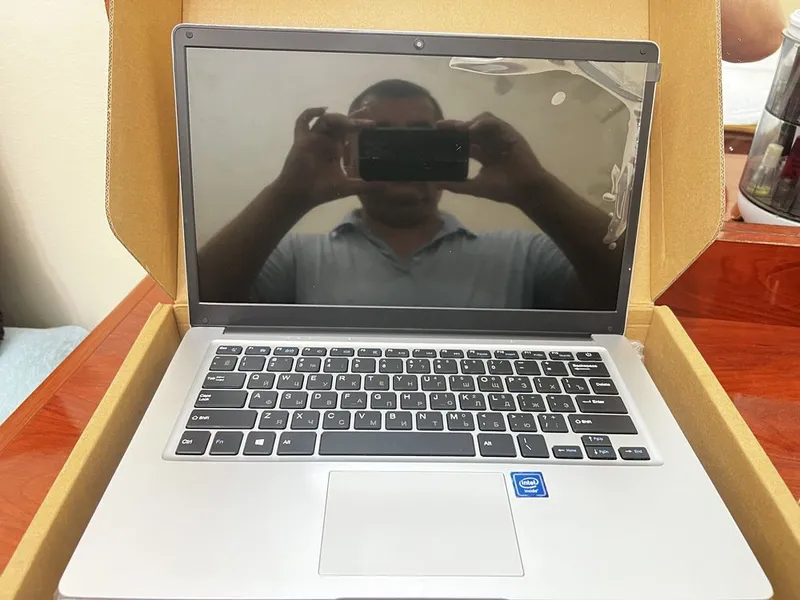 Yangi notebook sotiladi 1 Yangi notebook sotiladi 1
