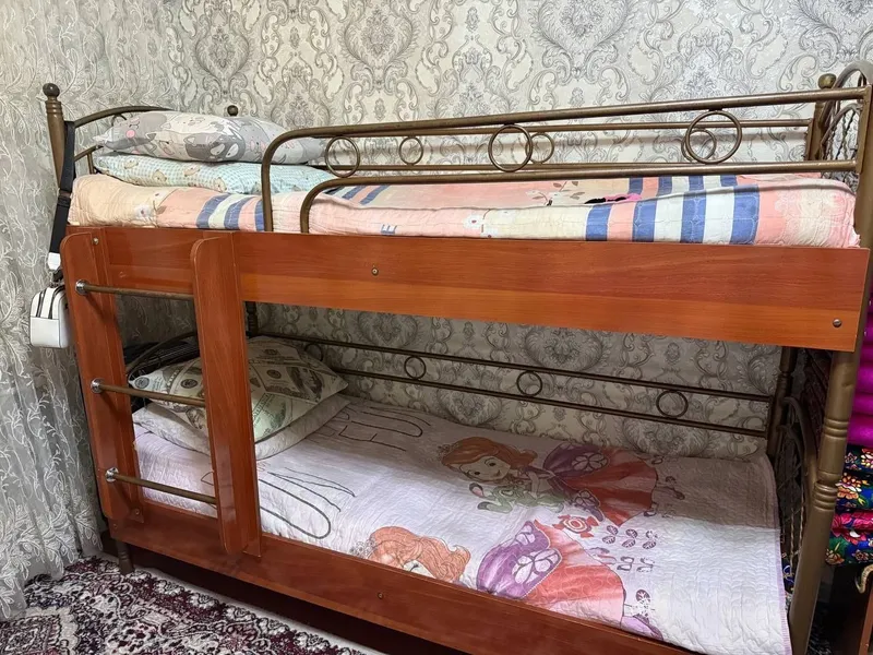 Кровать, двухэтажная, состояние отличное 2