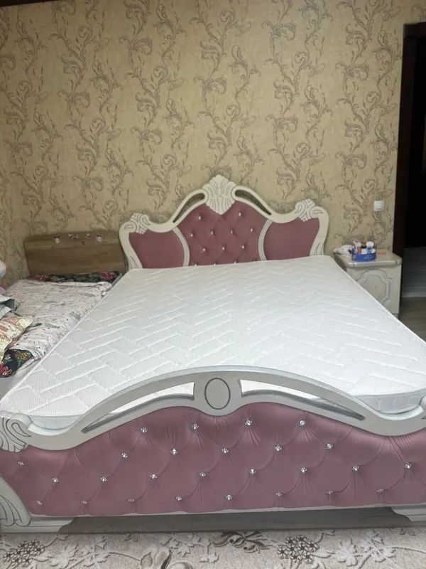 Spalni mebel holati juda yaxshi 3