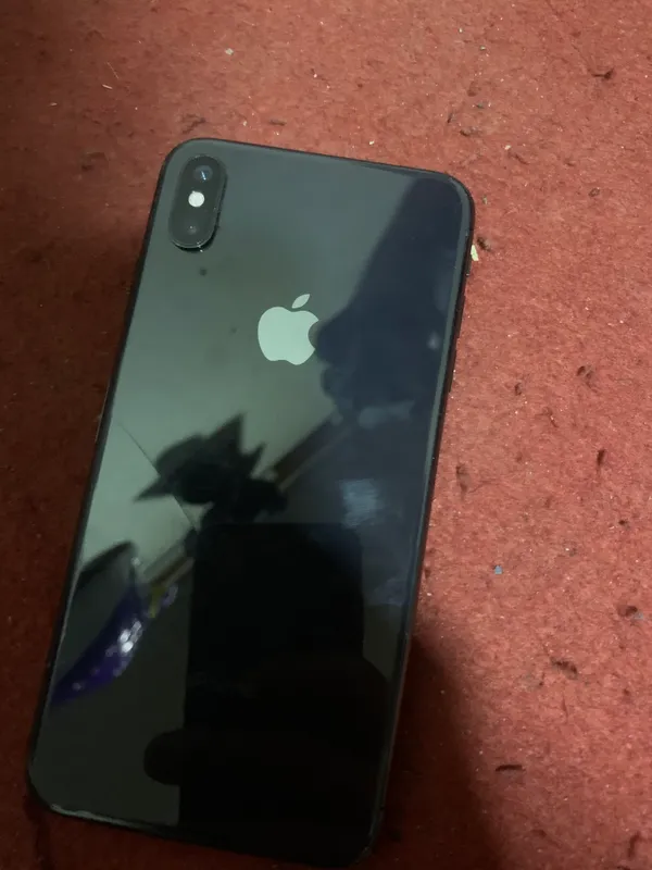iPhone XS Max 2