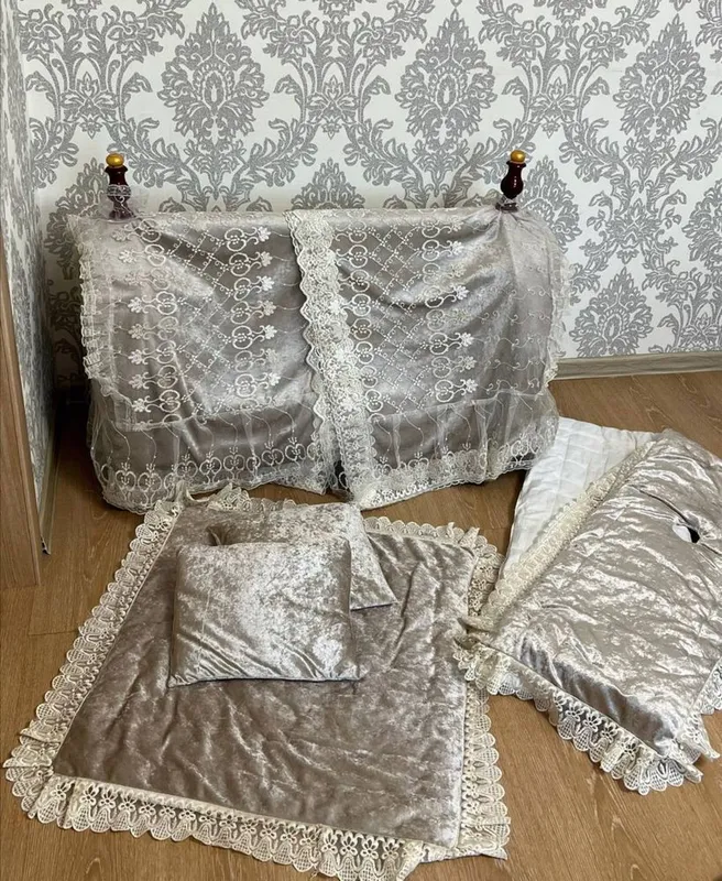 Beshik komplekt hamma narsasi bilan
