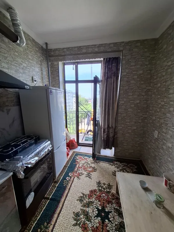 Ikki xonali uy xamma sharoitlari bor rasmdagidek uy 1 ta odam kerak — фото 1