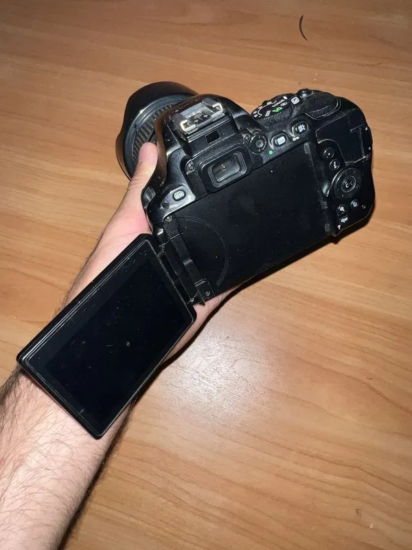Nikon5500 idalniy 4 Nikon5500 idalniy 4