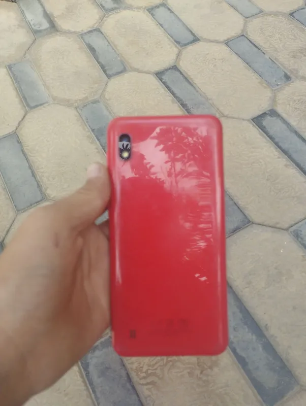 Samsung Galaxy A 10 — фото 1