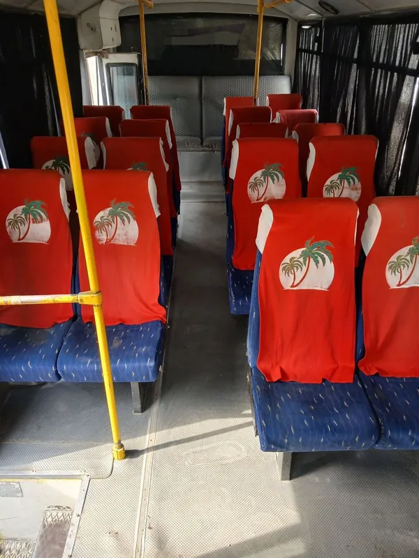 Isuzu aftobusi sotiladi tez va arzon narxlarda 4 Isuzu aftobusi sotiladi tez va arzon narxlarda 4