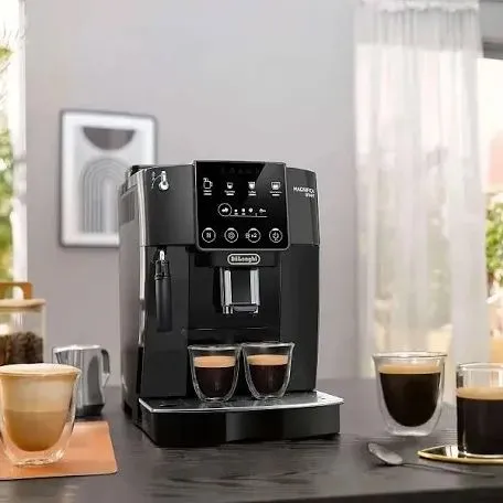 Кофемашина DeLonghi Magnifica Start с сенсорной управленией, офф гаран — фото 1