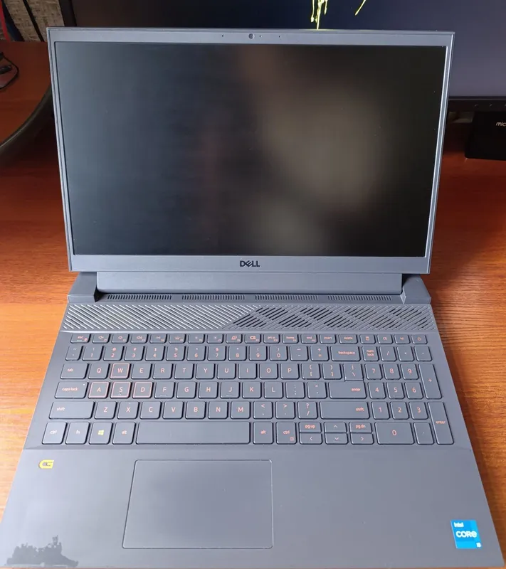 Продается игровой ноутбук Dell G15
