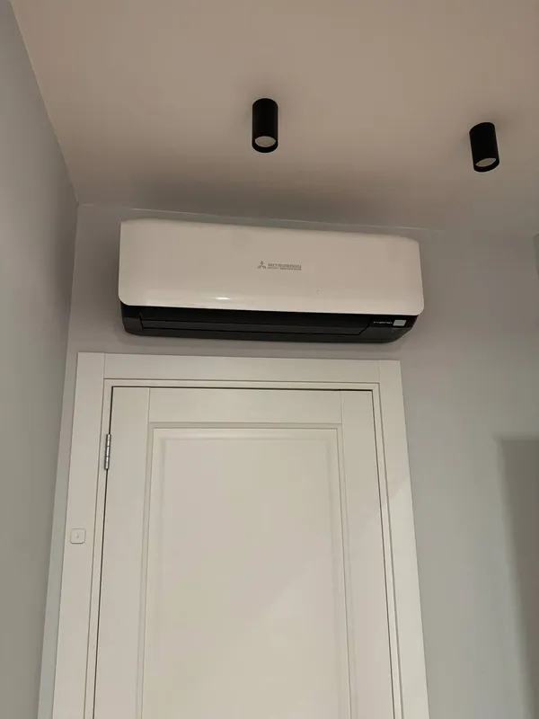 Установка кондиционера качественно аккуратно,