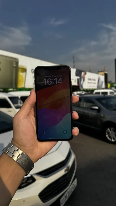 iPhone Xs max 256gb 2 iPhone Xs max 256gb 2
