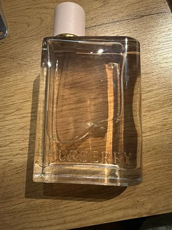 Burberry perfume духи 50 мл. — фото 1