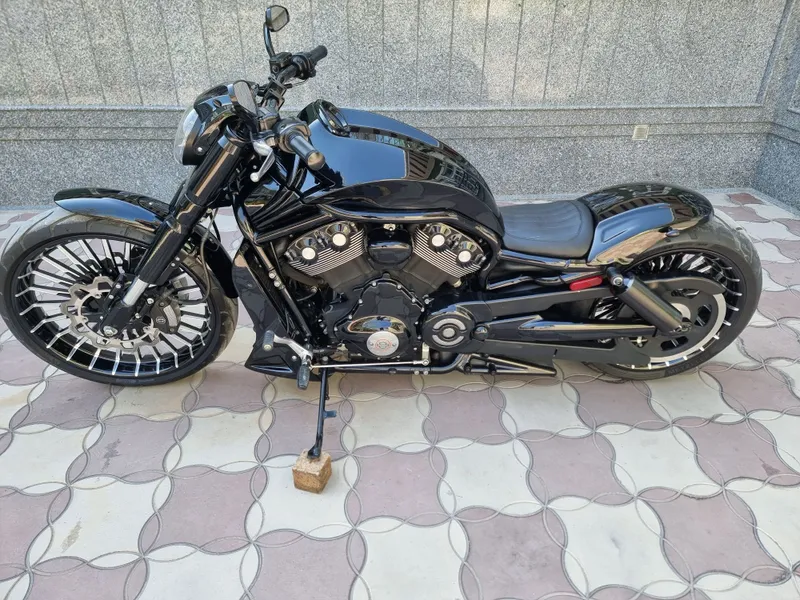 Harley-davidson v-rod tuning sotiladi — фото 4