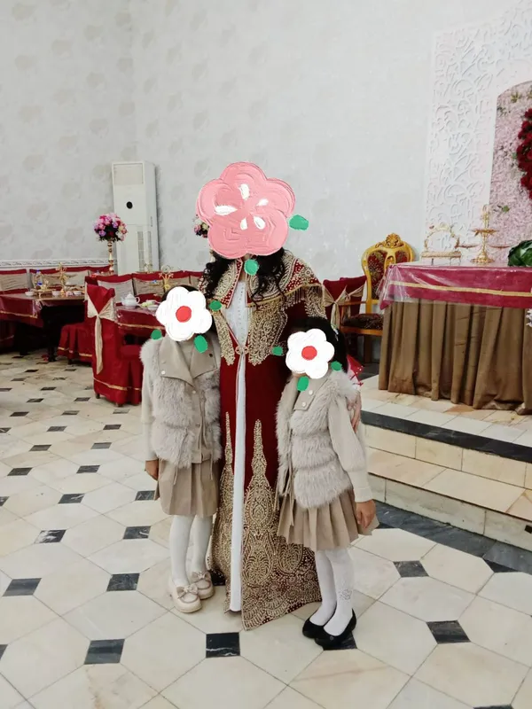 Naket