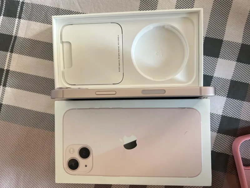 iPhone 13 128g 74ak iPhone 13 128g 74ak