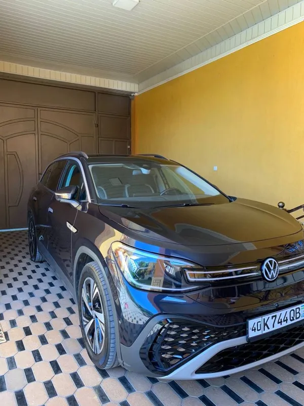 Volkswagen ID 6 PRO