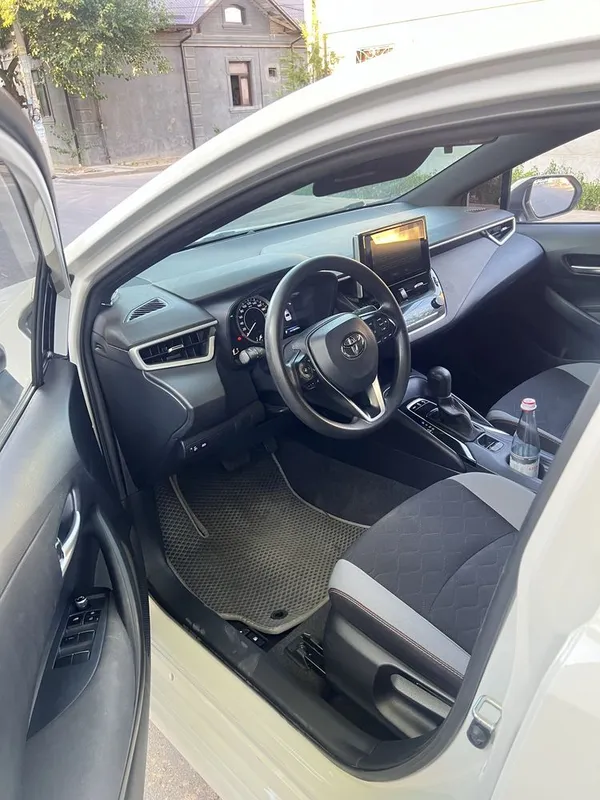 Toyota carolla 2024 год 7 Toyota carolla 2024 год 7