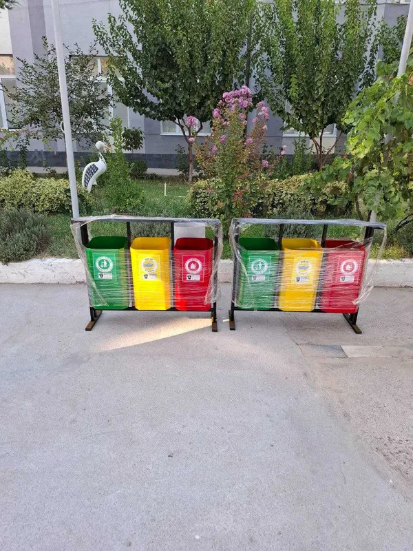 Урна мусорная, корзина для мусора.