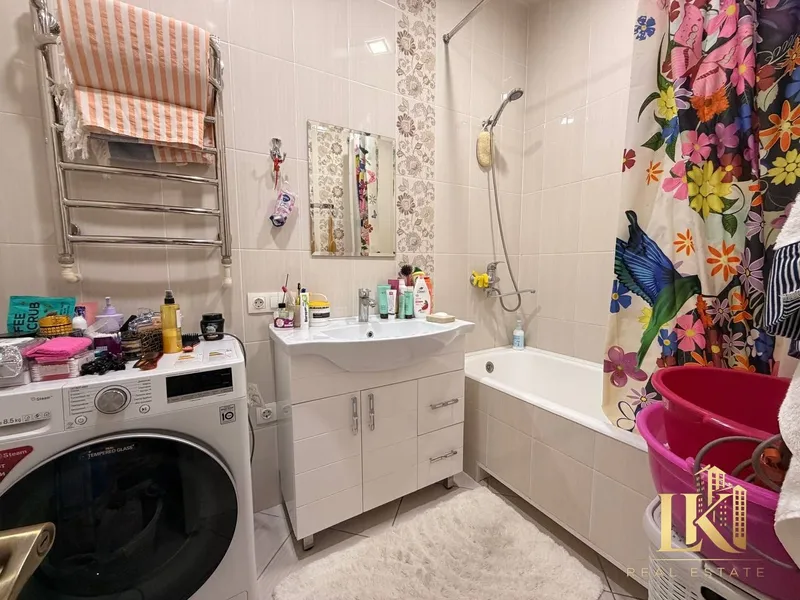 Продаётся 2-комнатная квартира, 63 м², 1/9 (Мирабадский район) — фото 4