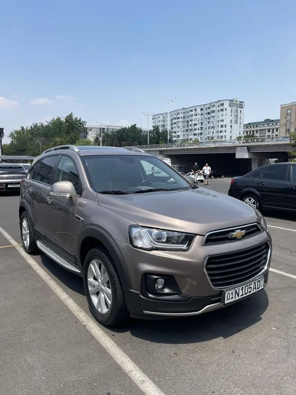 Chevrolet Captiva 3/4 3 Chevrolet Captiva 3/4 3