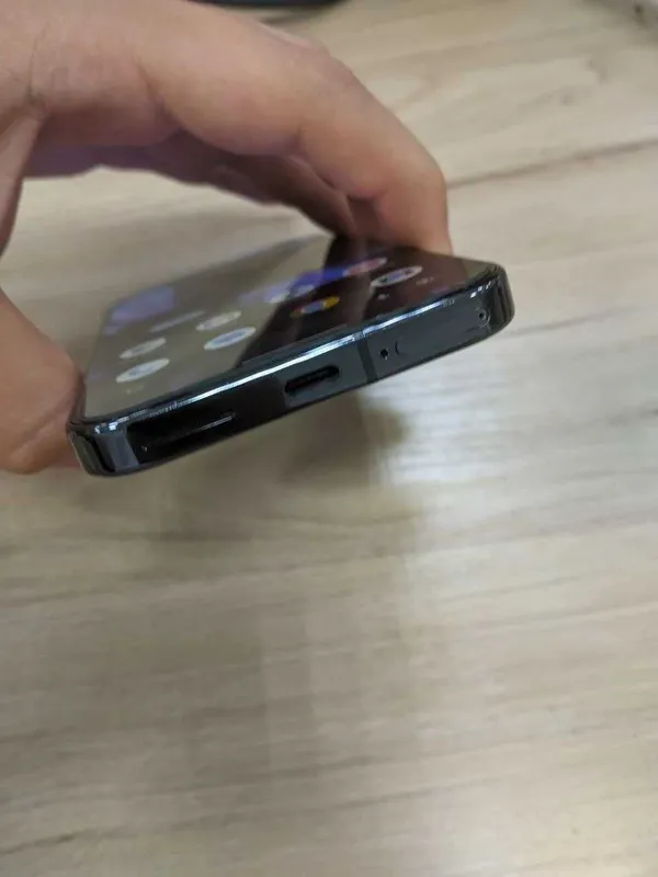 Google Pixel 9 Pro 256GB Obsidian (Батарея 100%, 9 циклов) — фото 1