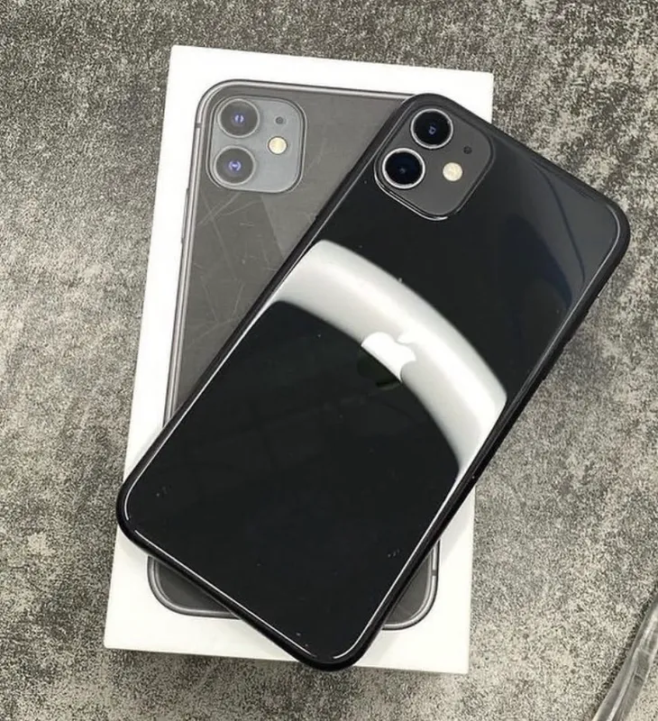 iPhone 11 Аккумулятор 73% холати яхши каробкаси йо