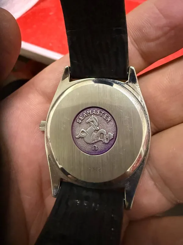 Продаются часы марки OMEGA SEAMASTER 3 Продаются часы марки OMEGA SEAMASTER 3