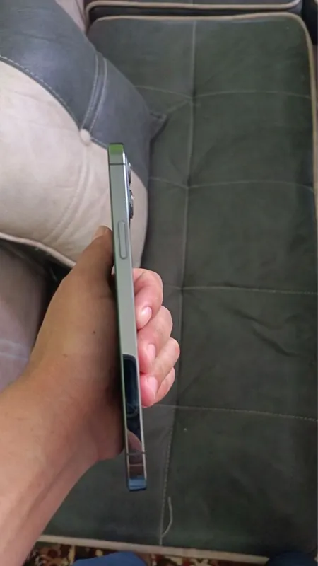 Iphone 12 pro max 3