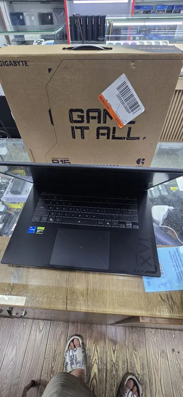 Gigabyte GAMING A16 2