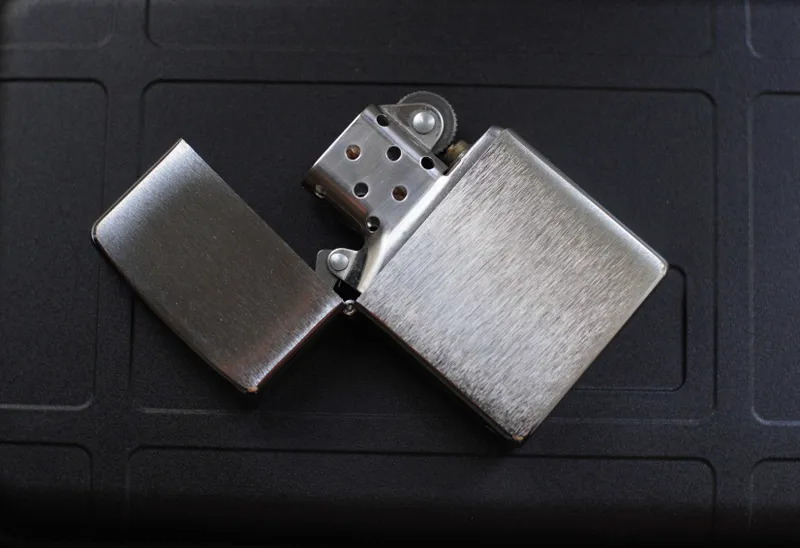 Оригинальная зажигалка Zippo